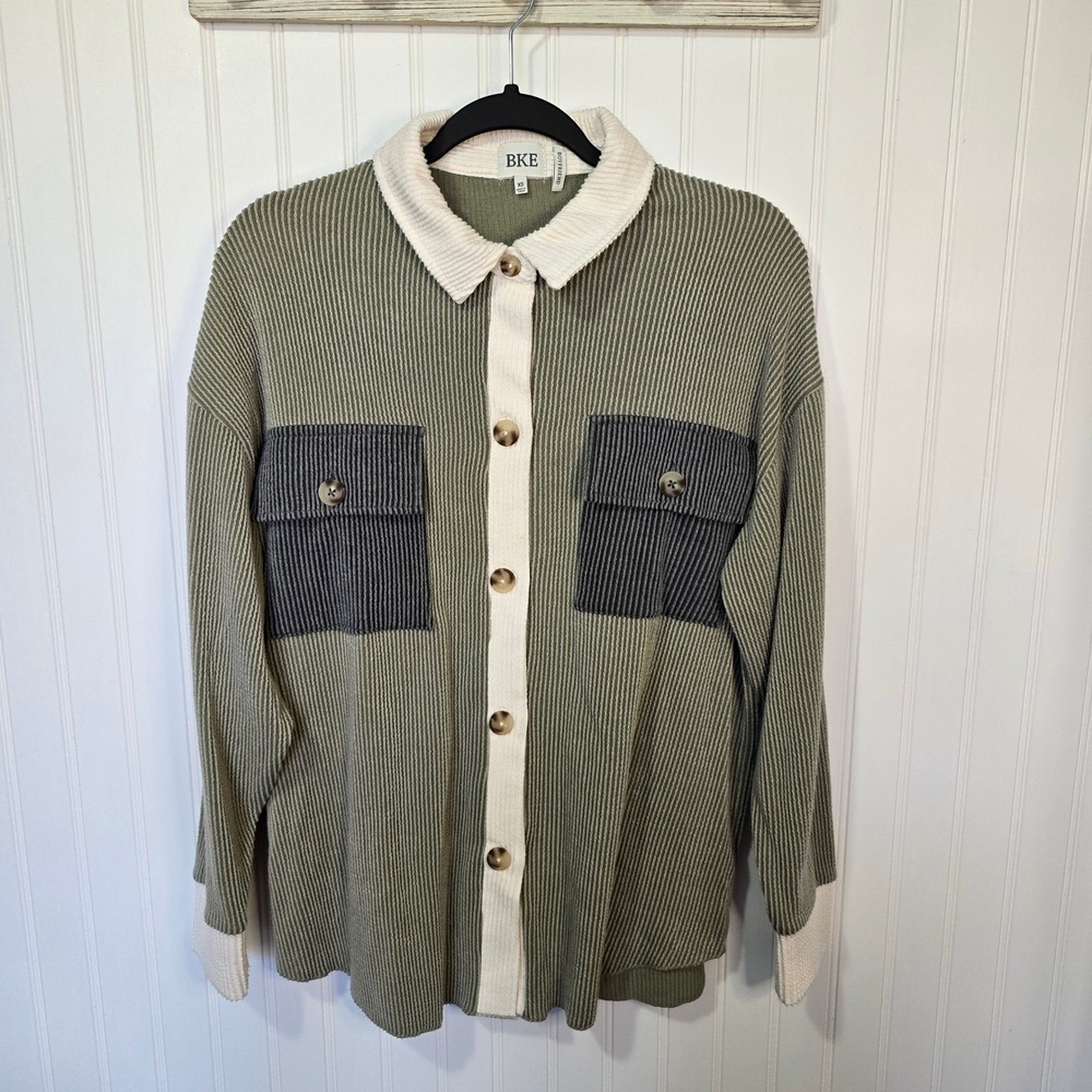 BKE Boyfriend Ribbed Colorblock Shacket‎ Olive Green Cream XS MBK24143 Youth